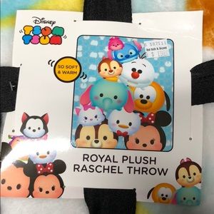Tsum Tsum royal plush raschel throw